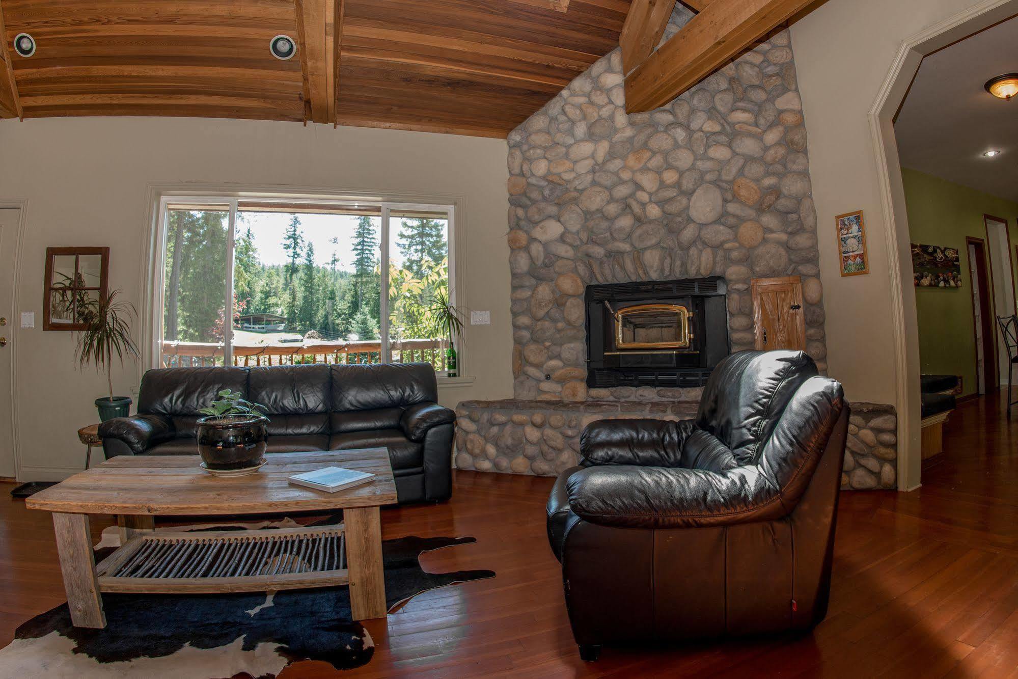 Villa Sweetwater Lane Farm à Mount Currie Extérieur photo